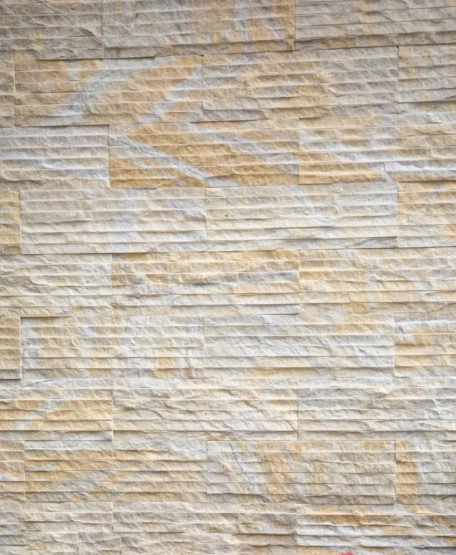 Catania Cream Chiseled Marble, 10 x 30 x 1.5 cm
